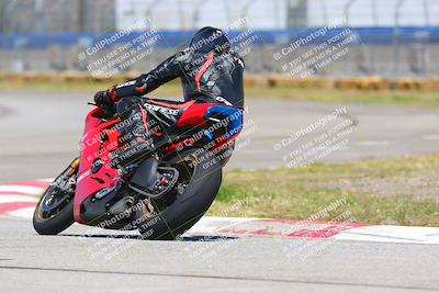 media/Apr-23-2022-Fastrack Riders (Sat) [[cb2d6ae73d]]/LEVEL 1/1145AM TURN 3 AND 4/